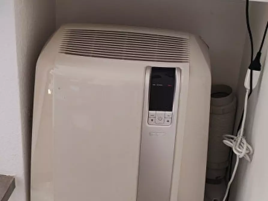 Immagine 34 di Appartamento in vendita  in Via XXIV Maggio 84 a Leggiuno