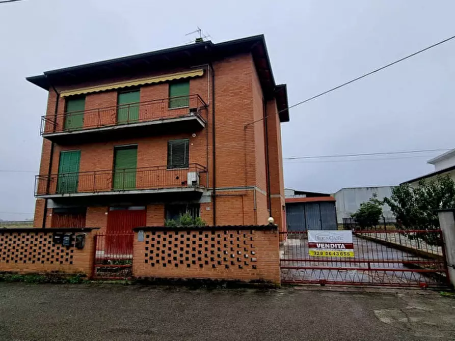 Immagine 1 di Appartamento in vendita  in Via Piave a Soliera