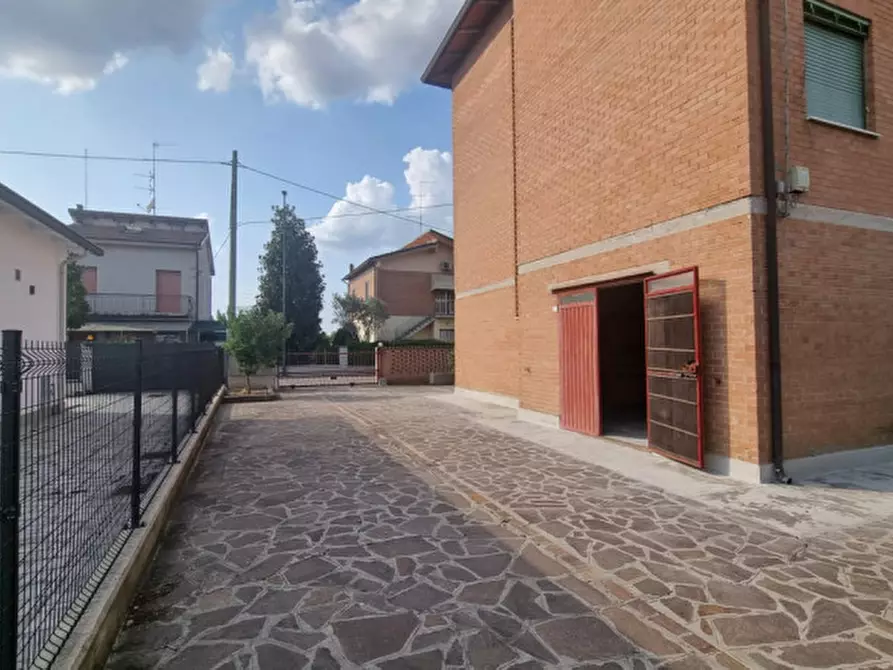 Immagine 13 di Appartamento in vendita  in Via Piave a Soliera