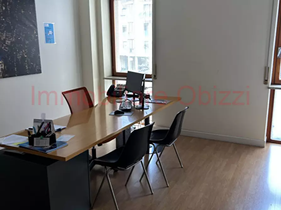 Immagine 1 di Appartamento in vendita  in corso del popolo 1 a Padova