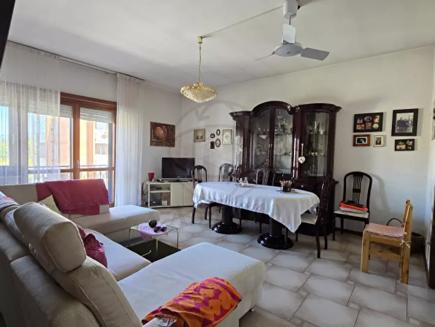 Immagine 1 di Casa indipendente in vendita  in Viale Cesare Battisti, 20 a Acquasparta