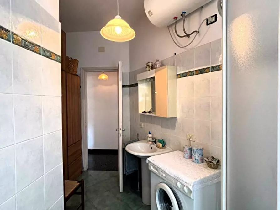 Immagine 8 di Appartamento in vendita  in Via XXV Aprile a Recco