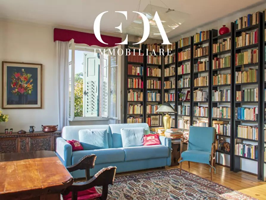 Immagine 4 di Villa in vendita  in via montello 26 a Trento