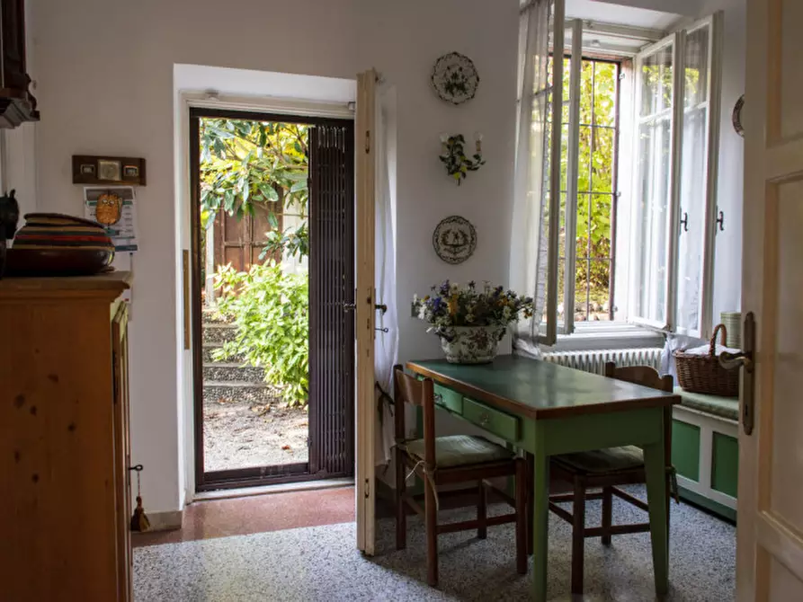 Immagine 9 di Villa in vendita  in via montello 26 a Trento