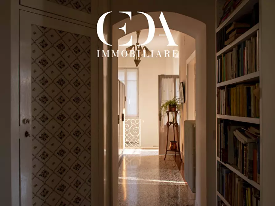 Immagine 13 di Villa in vendita  in via montello 26 a Trento