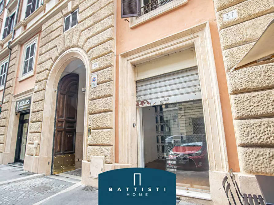 Immagine 3 di Negozio in affitto  in Piazza Cavour a Roma