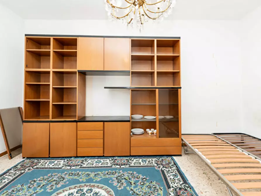 Immagine 5 di Appartamento in vendita  in Via degli Umiliati 26/A a Milano