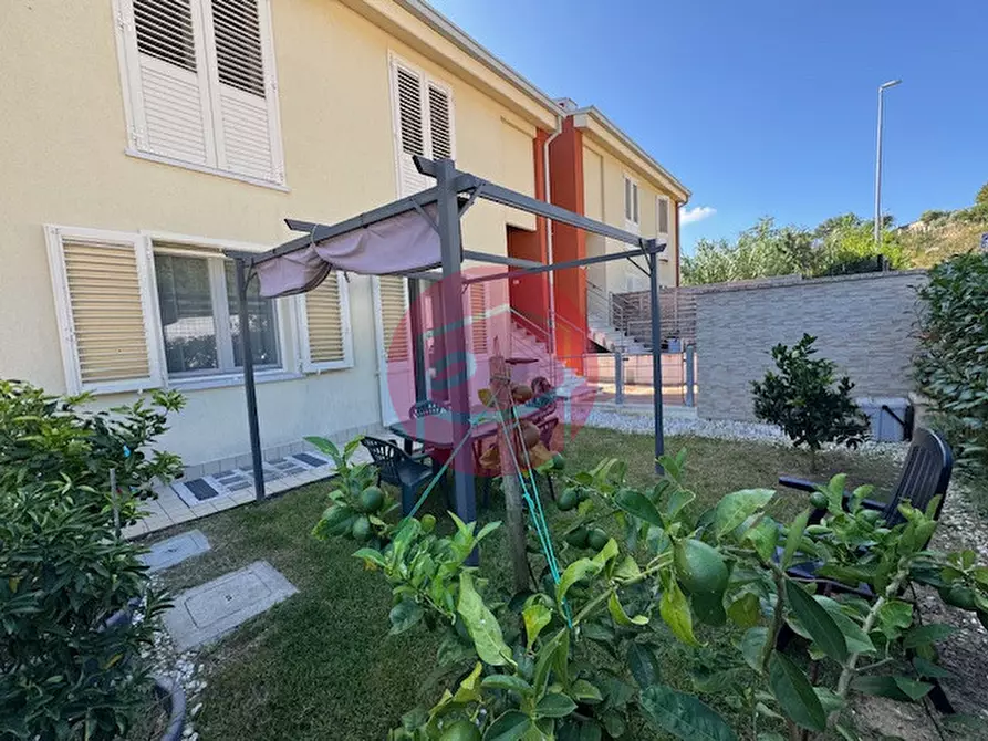 Immagine 1 di Appartamento in vendita  a Montiano