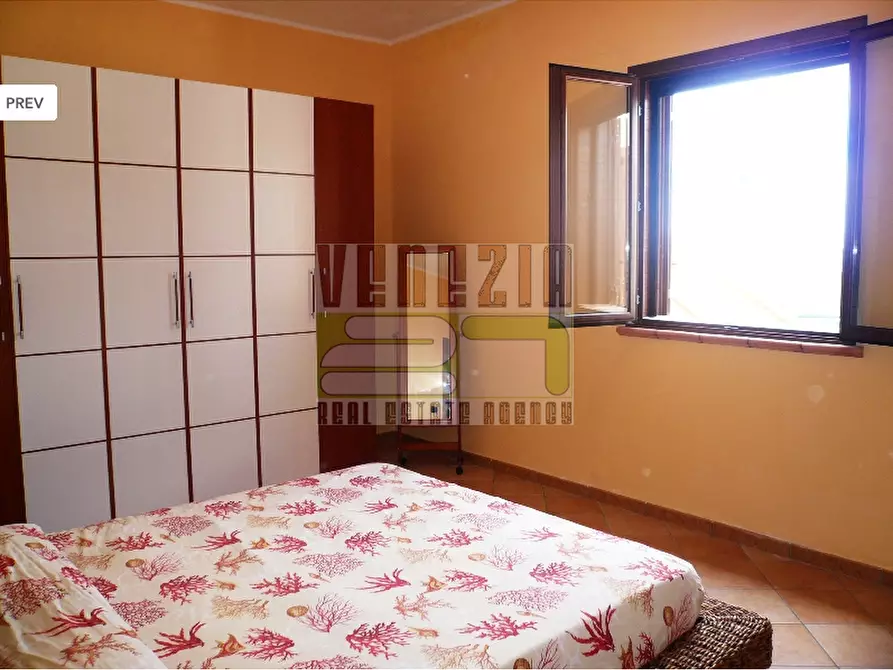 Immagine 4 di Villa in vendita  a Avola