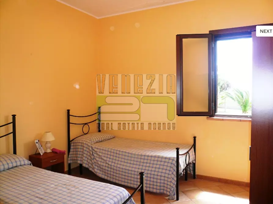 Immagine 5 di Villa in vendita  a Avola