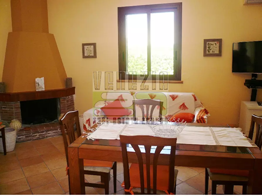 Immagine 6 di Villa in vendita  a Avola