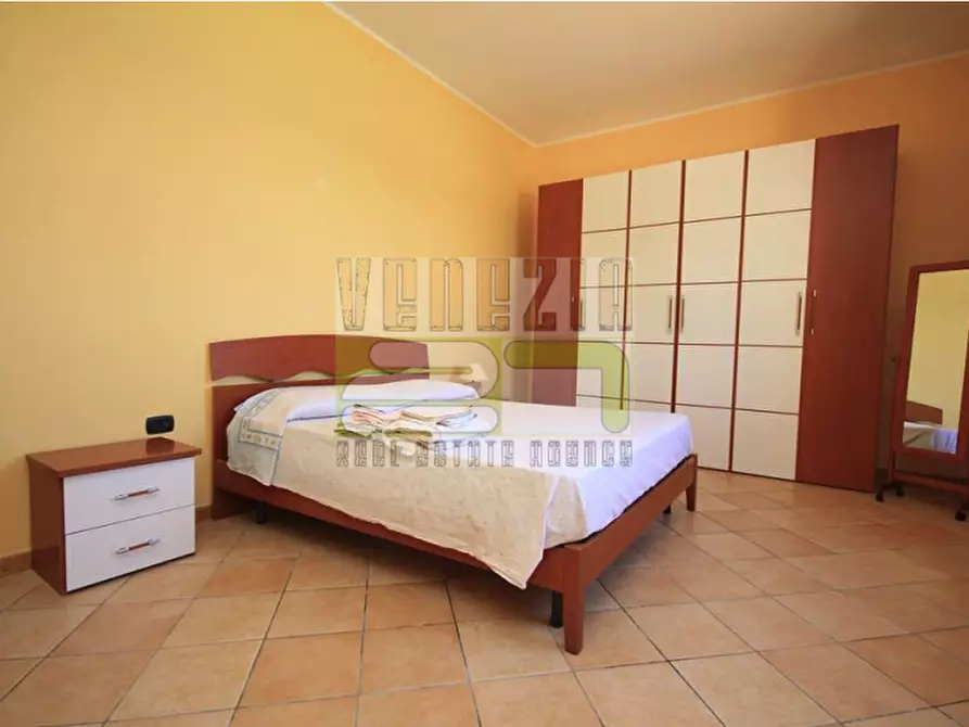 Immagine 15 di Villa in vendita  a Avola