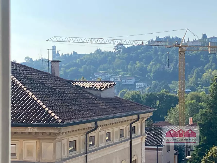 Immagine 7 di Appartamento in vendita  in Corso Santi Felice e Fortunato a Vicenza