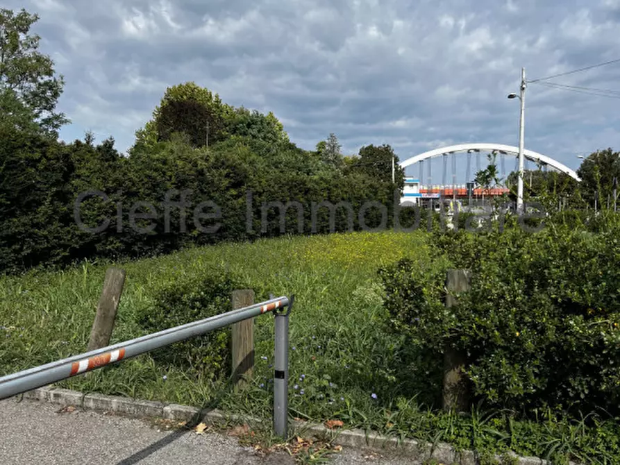 Immagine 4 di Posto auto in affitto  in Via Frà Paolo Sarpi a Padova