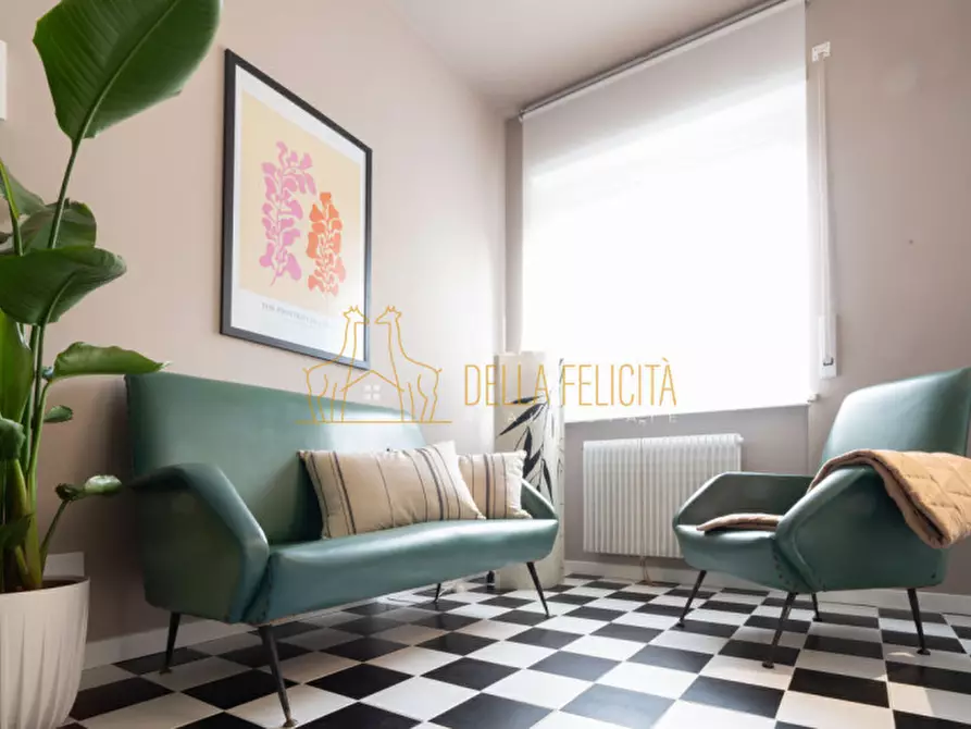 Immagine 1 di Appartamento in vendita  in Via Augusto Righi a Schio