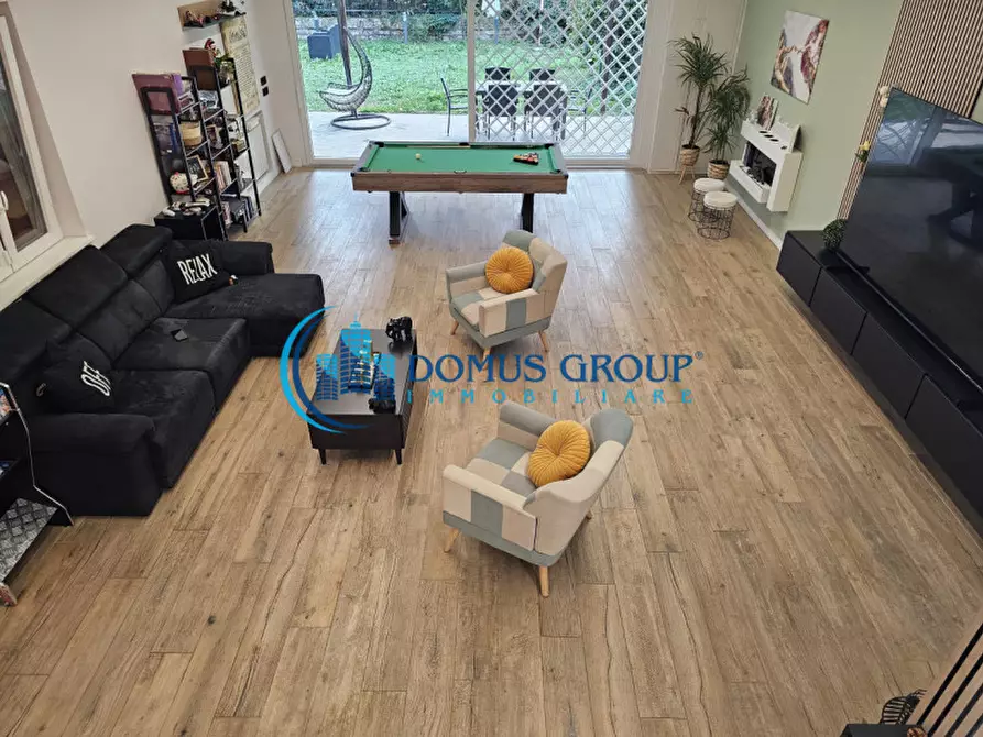 Immagine 16 di Villa in vendita  in Via Belvedere Montello a Roma