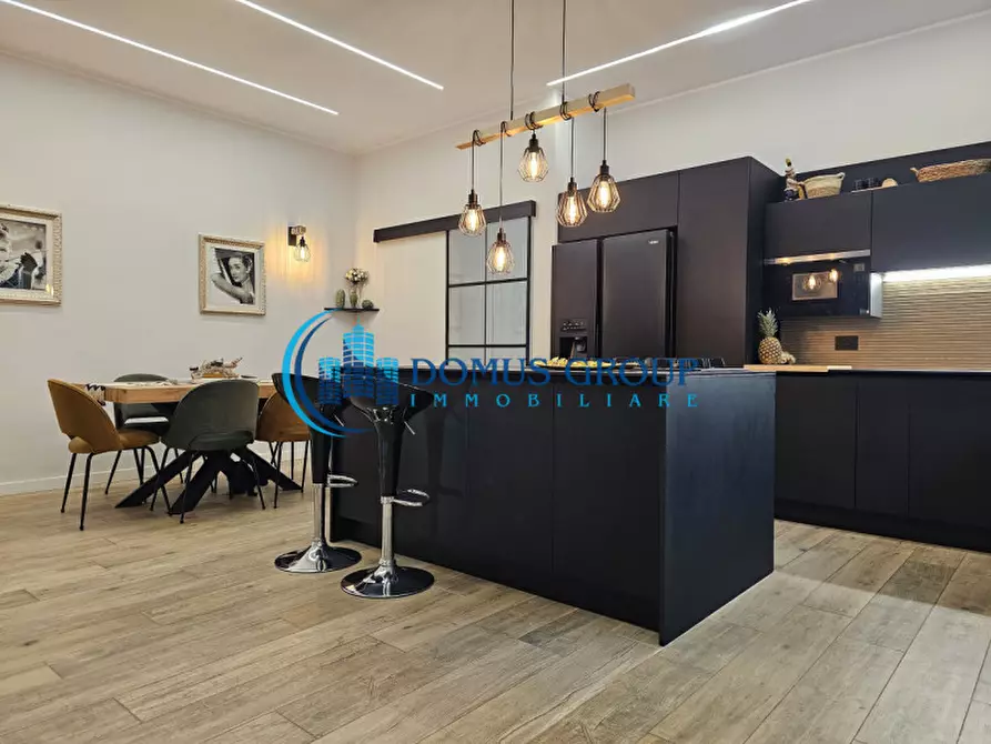 Immagine 18 di Villa in vendita  in Via Belvedere Montello a Roma