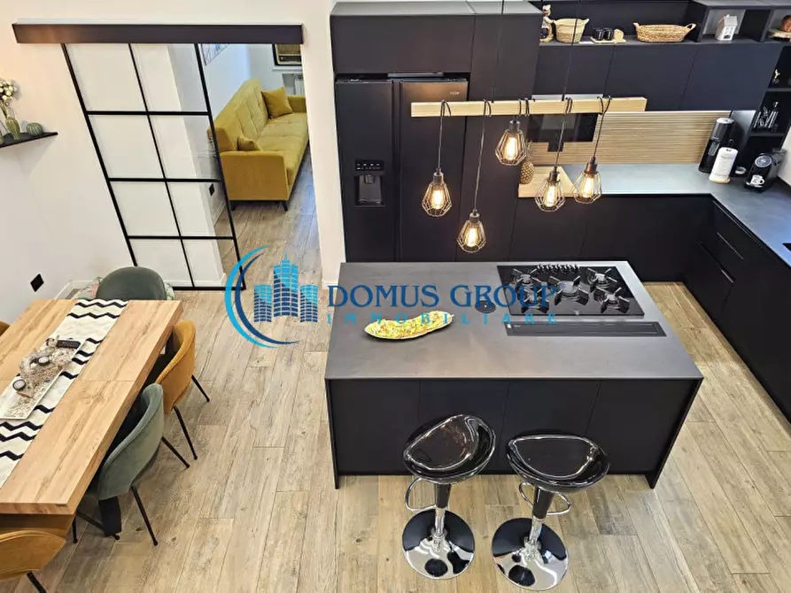 Immagine 24 di Villa in vendita  in Via Belvedere Montello a Roma