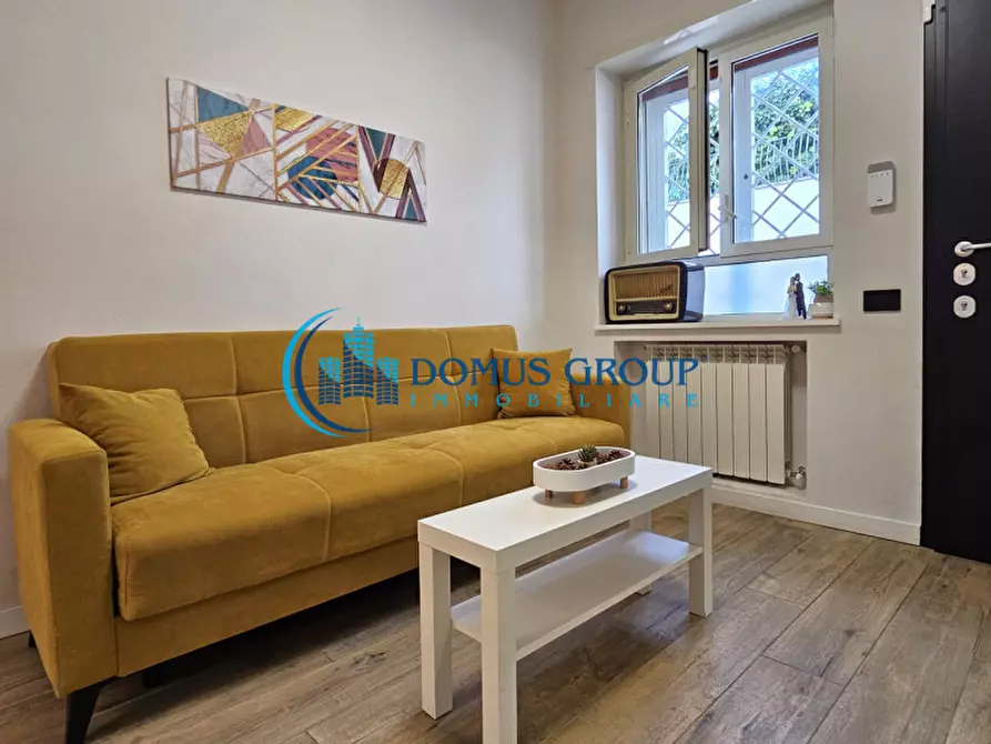 Immagine 26 di Villa in vendita  in Via Belvedere Montello a Roma