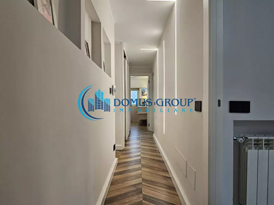 Immagine 34 di Villa in vendita  in Via Belvedere Montello a Roma