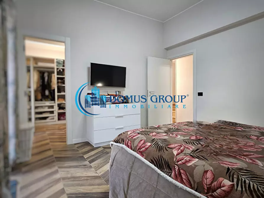 Immagine 37 di Villa in vendita  in Via Belvedere Montello a Roma