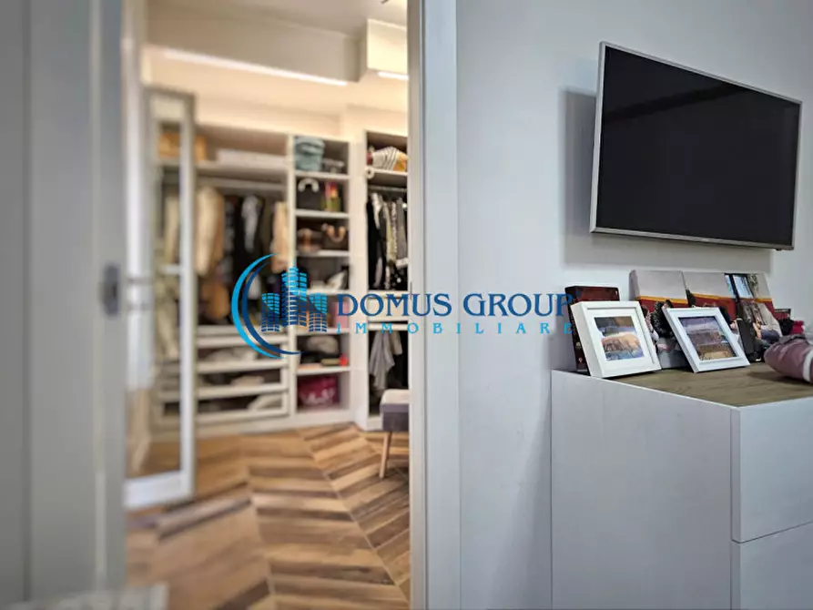 Immagine 38 di Villa in vendita  in Via Belvedere Montello a Roma