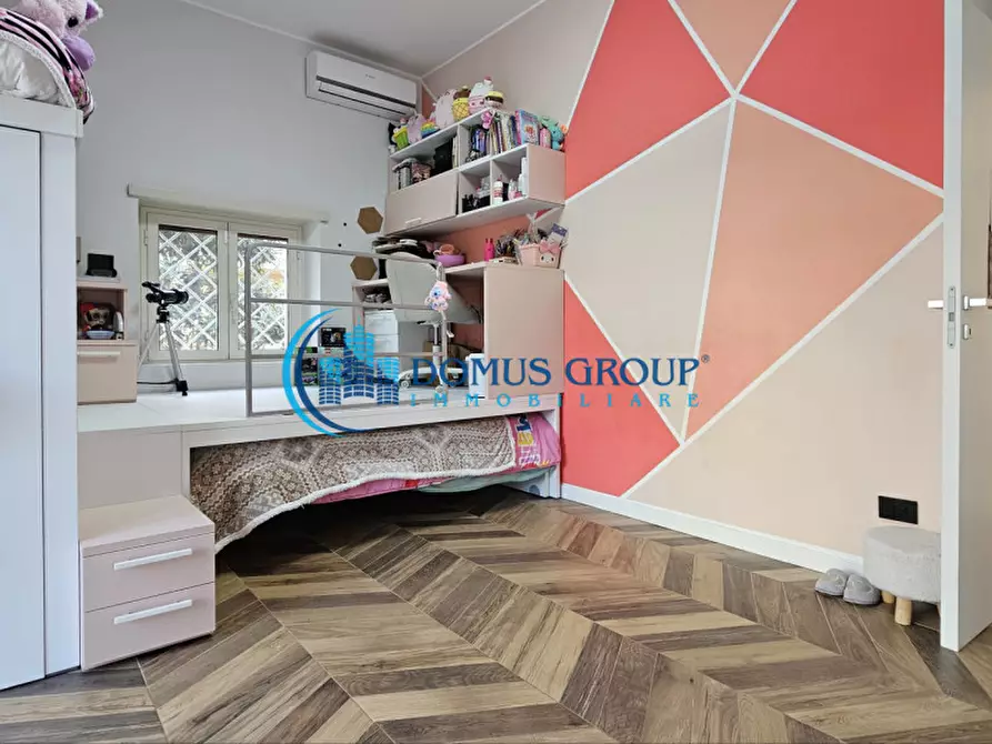 Immagine 45 di Villa in vendita  in Via Belvedere Montello a Roma