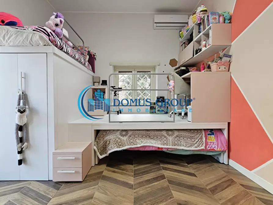 Immagine 46 di Villa in vendita  in Via Belvedere Montello a Roma