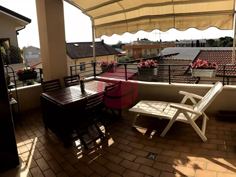 Immagine 10 di Appartamento in vendita  a Santarcangelo Di Romagna