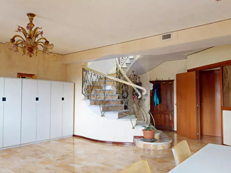 Immagine 5 di Attico in vendita  in Via dei Mille a Vicenza