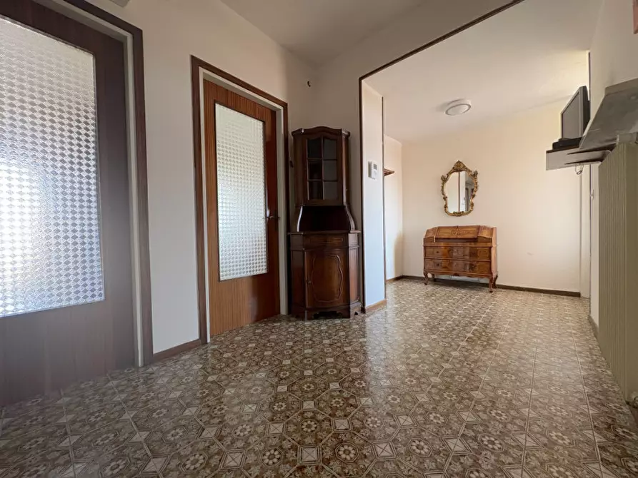 Immagine 8 di Appartamento in vendita  in Piazza Giuseppe Garibaldi a Tavagnacco