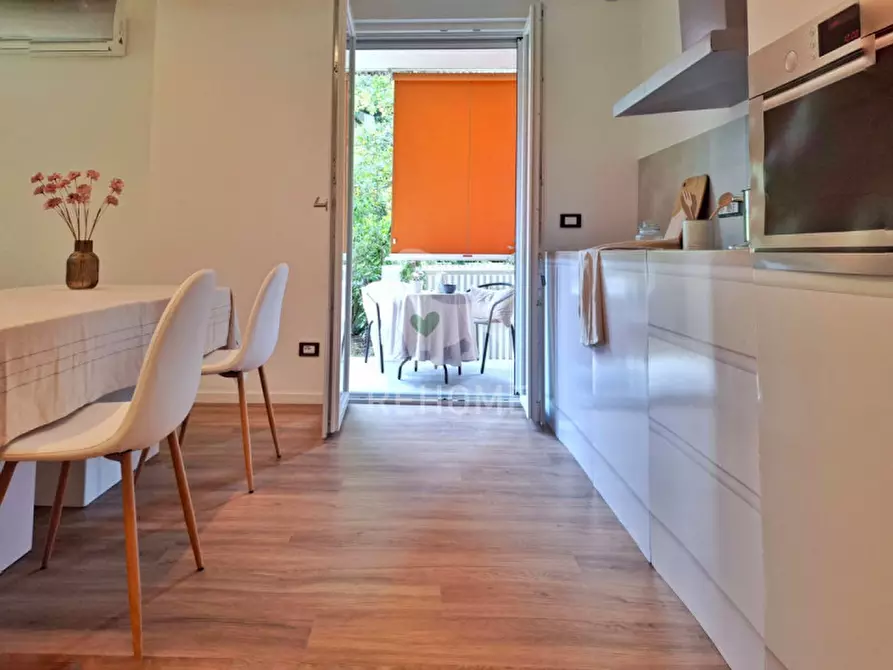 Immagine 2 di Appartamento in vendita  in Via Brazzacco, 9 a Udine