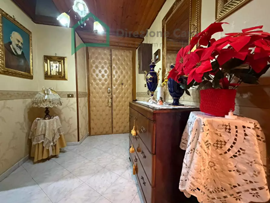 Immagine 1 di Appartamento in vendita  in VIA GENOVA a Napoli