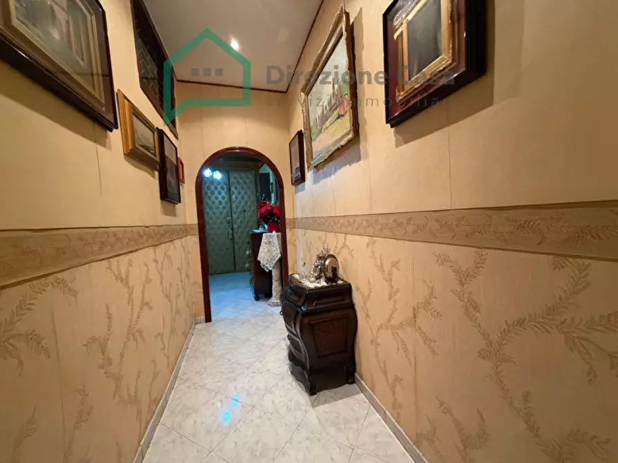 Immagine 14 di Appartamento in vendita  in VIA GENOVA a Napoli
