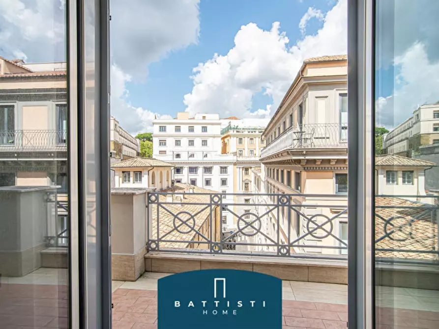 Immagine 2 di Appartamento in affitto  in Piazza Barberini a Roma