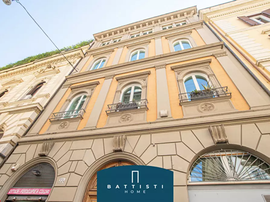 Immagine 22 di Appartamento in affitto  in Piazza Barberini a Roma