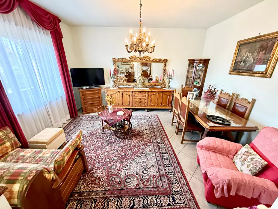 Immagine 32 di Casa bifamiliare in vendita  in VIA CESARE BATTISTI N°9 a Volpiano