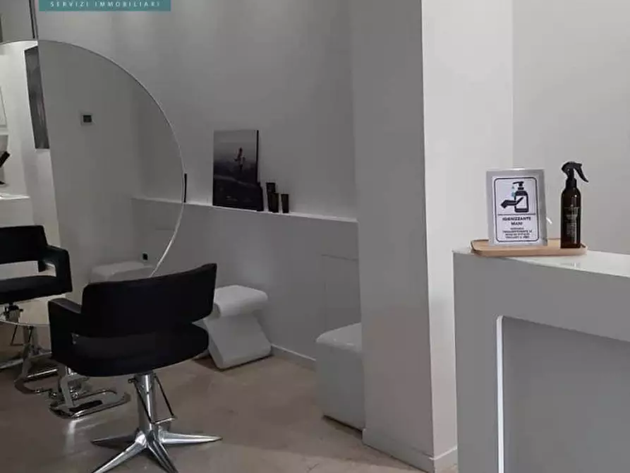 Immagine 3 di Negozio in vendita  in Via San Giuliano a Pordenone