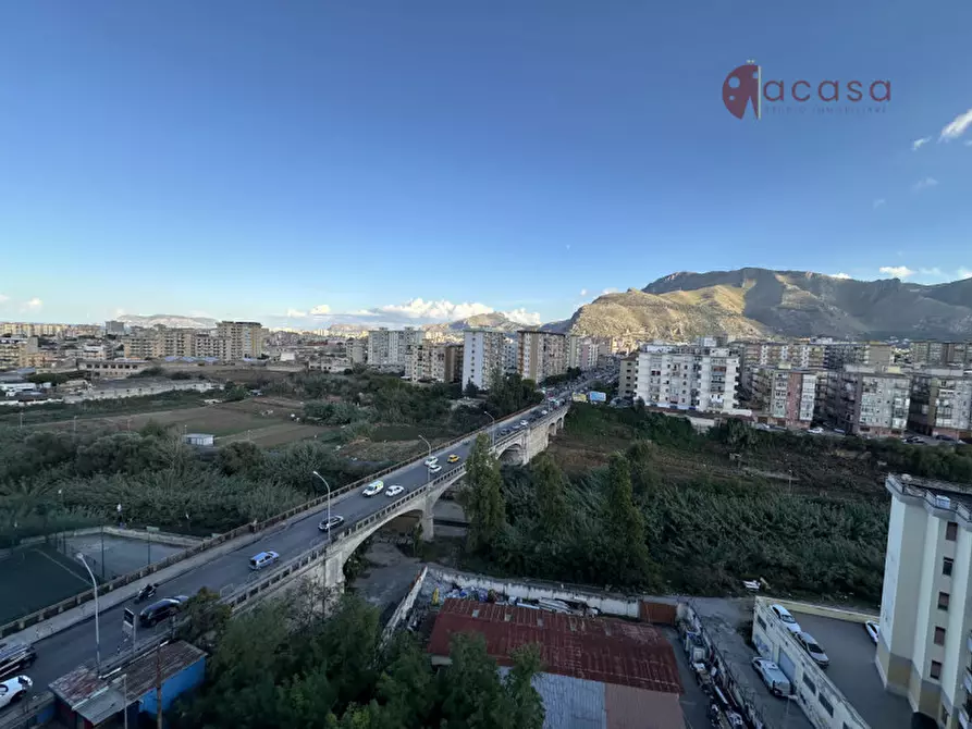 Immagine 11 di Attico in vendita  in Via Stazzone 15 a Palermo