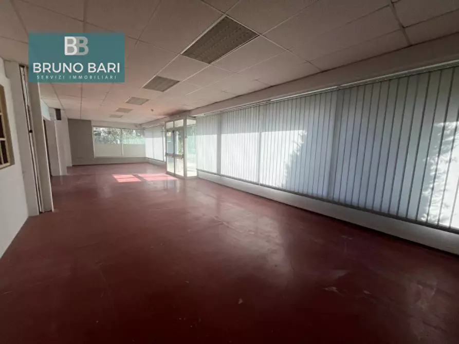 Immagine 11 di Negozio in vendita  in Via Gildo Grandi a Aviano