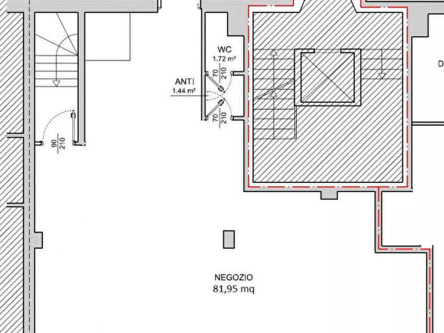 Immagine 7 di Negozio in vendita  in Via Montereale a Pordenone