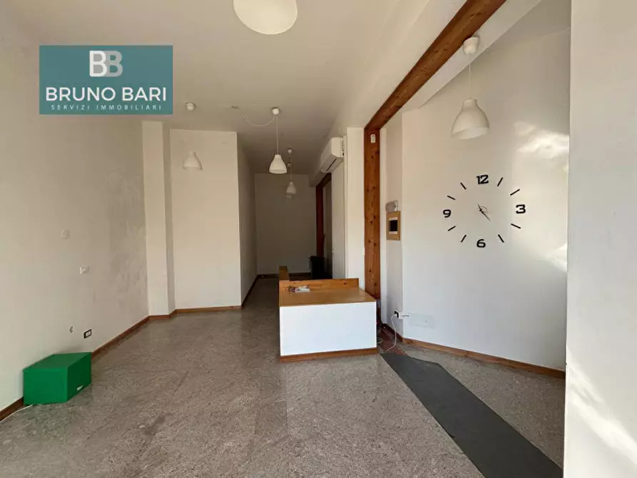 Immagine 3 di Negozio in affitto  in Via Riccardo Pitteri a Aviano
