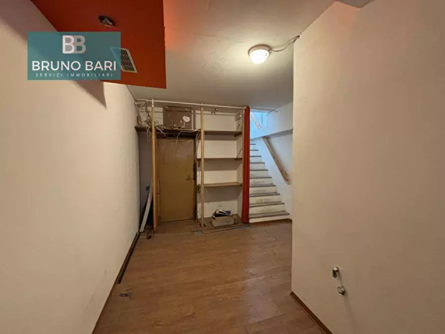 Immagine 6 di Negozio in affitto  in Via Riccardo Pitteri a Aviano