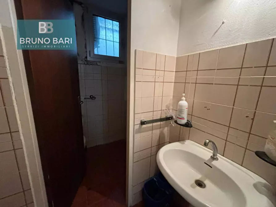 Immagine 7 di Negozio in affitto  in Via Riccardo Pitteri a Aviano