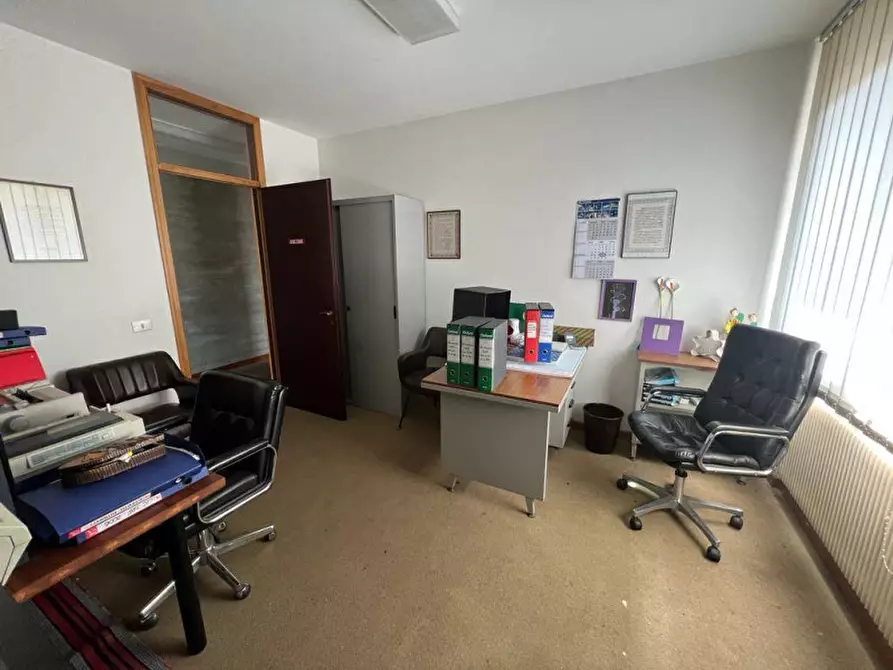 Immagine 3 di Capannone industriale in vendita  in Vicolo Luigi Settembrini a Maniago