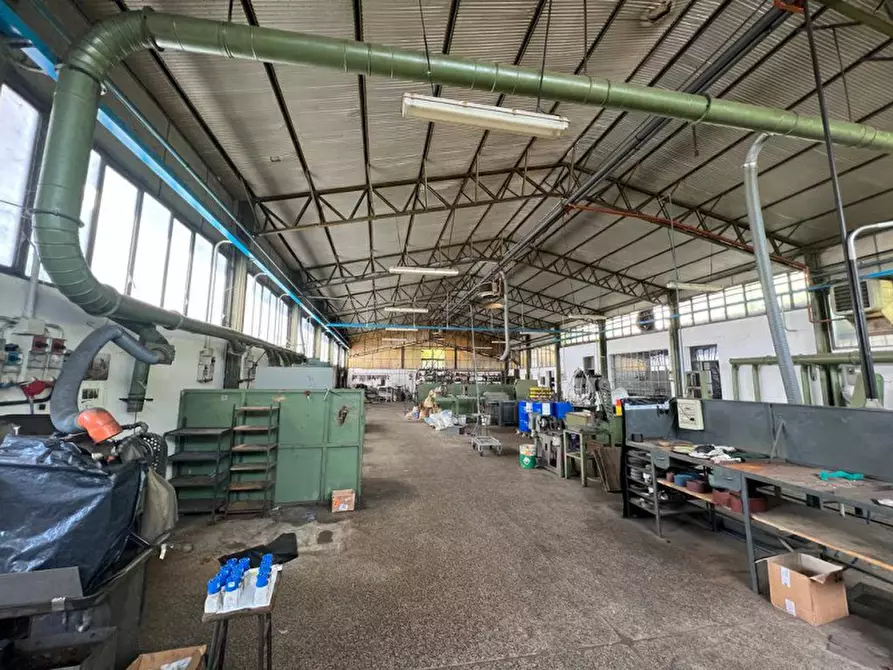 Immagine 15 di Capannone industriale in vendita  in Vicolo Luigi Settembrini a Maniago