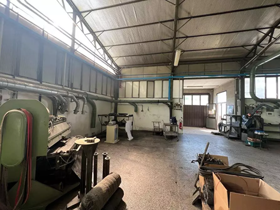 Immagine 17 di Capannone industriale in vendita  in Vicolo Luigi Settembrini a Maniago