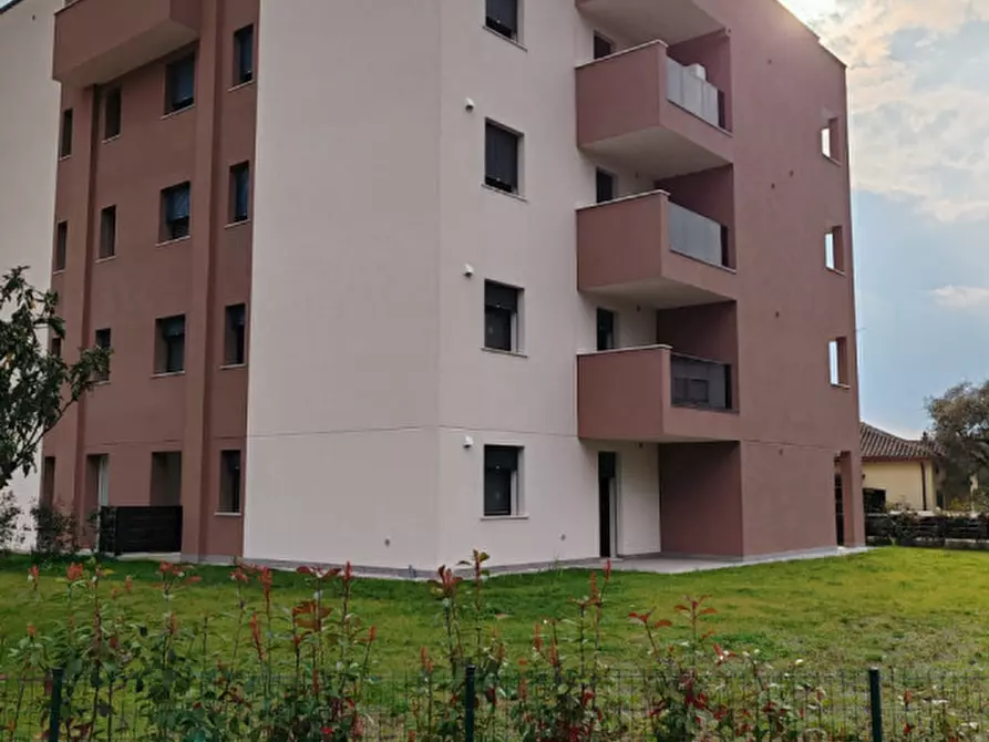 Immagine 1 di Appartamento in vendita  in Viale della Libertà a Pordenone