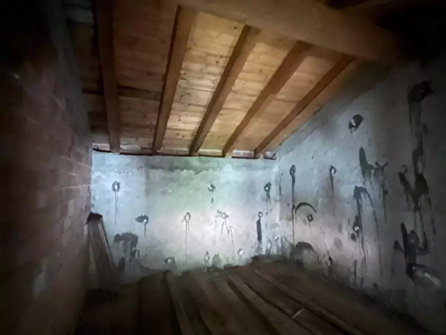 Immagine 24 di Rustico / casale in vendita  in Via Inglagna a Tramonti Di Sopra