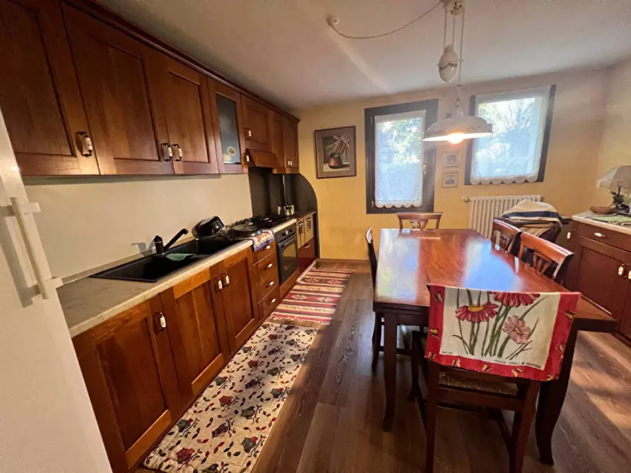 Immagine 2 di Casa indipendente in vendita  in Via Luigi Nono a Fontanafredda